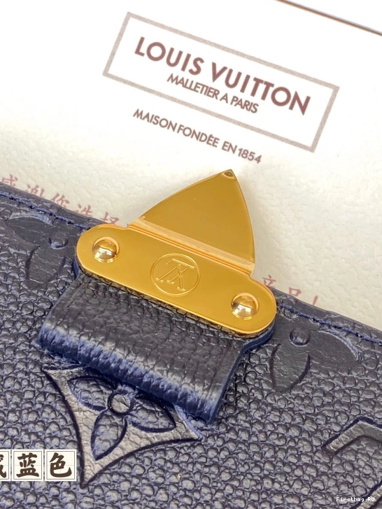 First bag VUITTON Métis On LOUIS Wallet Chain 0814